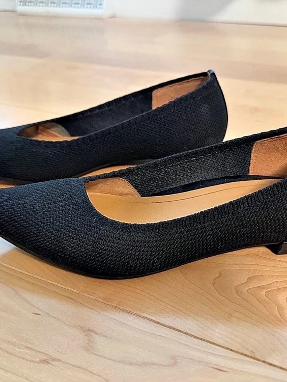 Vionic Dahlia Knit Pointed Toe Flat Flats Black US 7.5